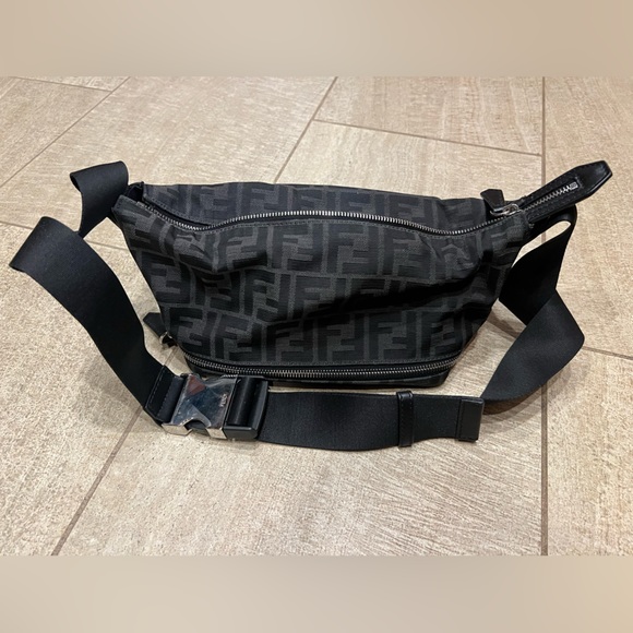 Fendi FF, Embossed fabric bag with leather accents - Picture 7 of 10